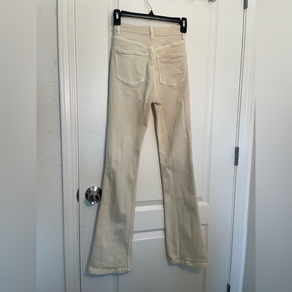 Zara Women's Cream High Waist Bootcut Jeans - Picture 4 of 4